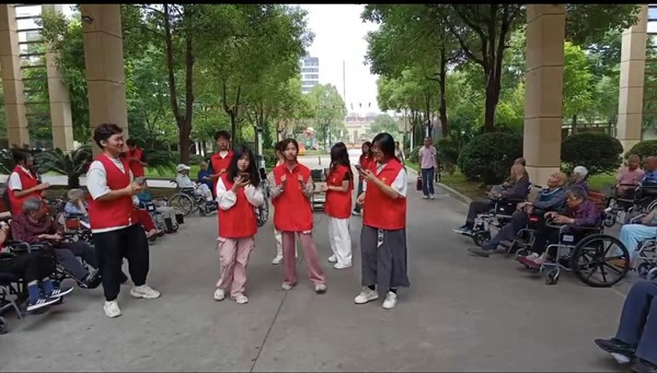 7bfc76f3aca091336441dd446be7213.jpg